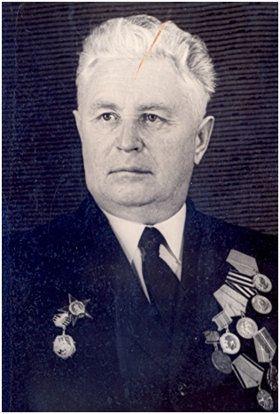 Новиков Виктор Георгиевич (1914 – 2005)